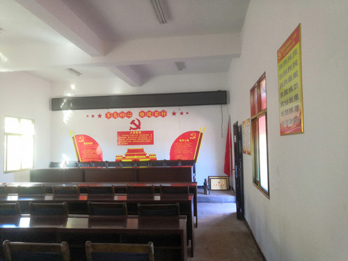 说明: http://172.16.50.1/images/news/schoolnews/2018-10/201810231642106229.jpg